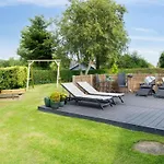 Erke - 800m From The Sea By Interhome *